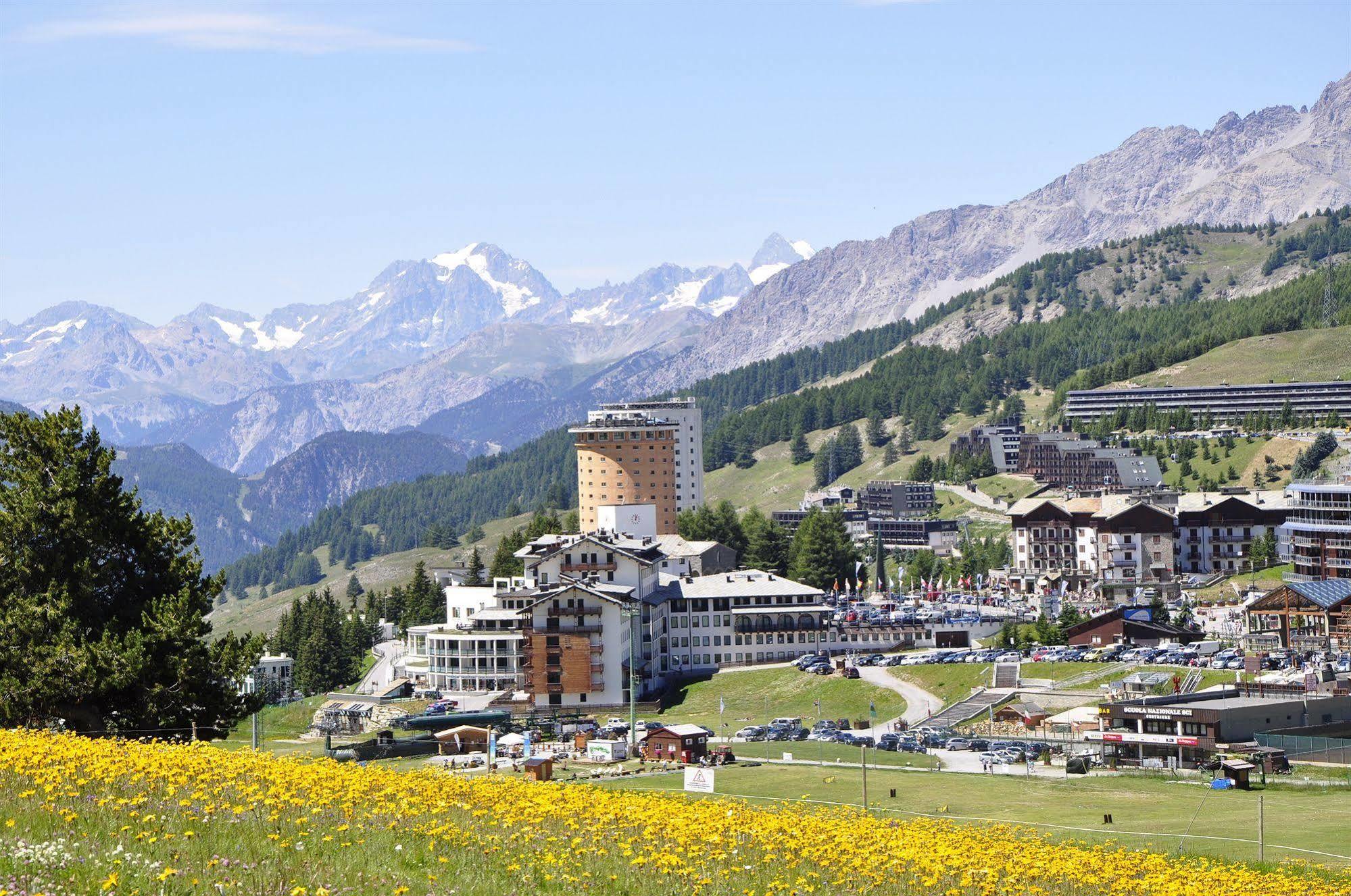 Olimpic Village Th Sestriere Apartments Zewnętrze zdjęcie